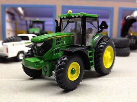 JOHNDEERE ジョンディア ミニチュアトラクター ミニカー 農場ジオラマ